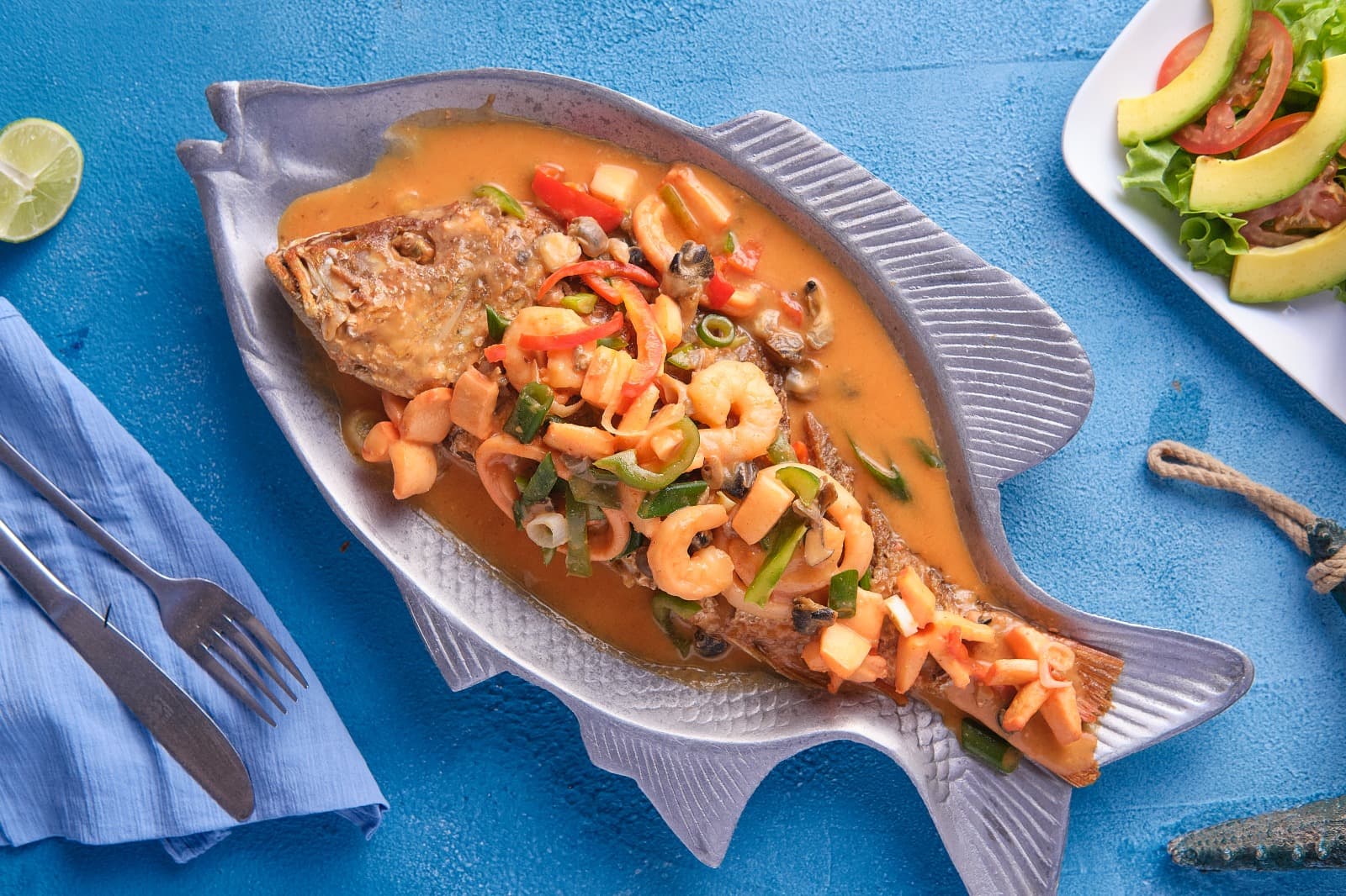 Typical Platter with Red Snapper "Cosquera"